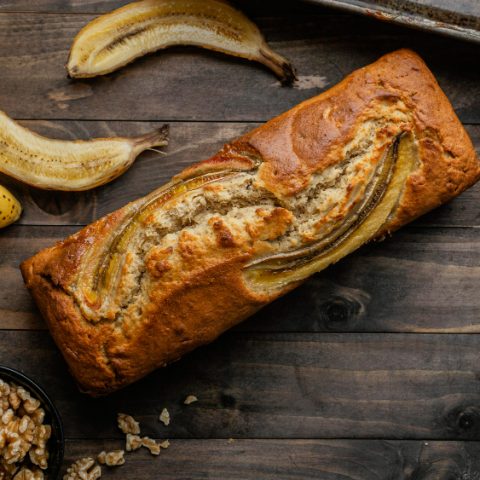 Bananen havermout ontbijtbrood