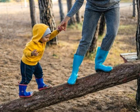 5 methoden voor effectieve buitenspeeltijd met kinderen